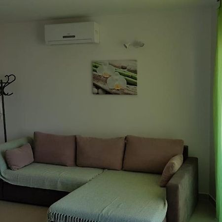 Abc Apartmani Vrsi Luaran gambar